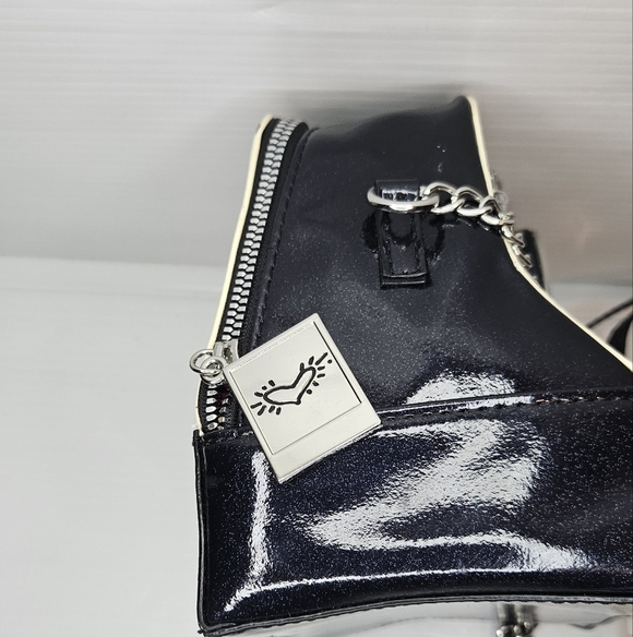 Betsey Johnson Oh Snap Kitsch polaroid camera crossbody bag purse - Picture 9 of 10